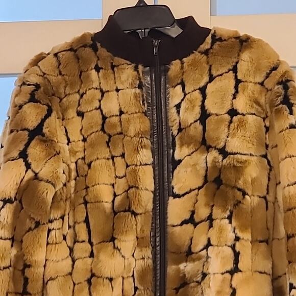 Moda International Faux Fur Dark And Light Brown Coat Size Medium - Picture 2 of 4